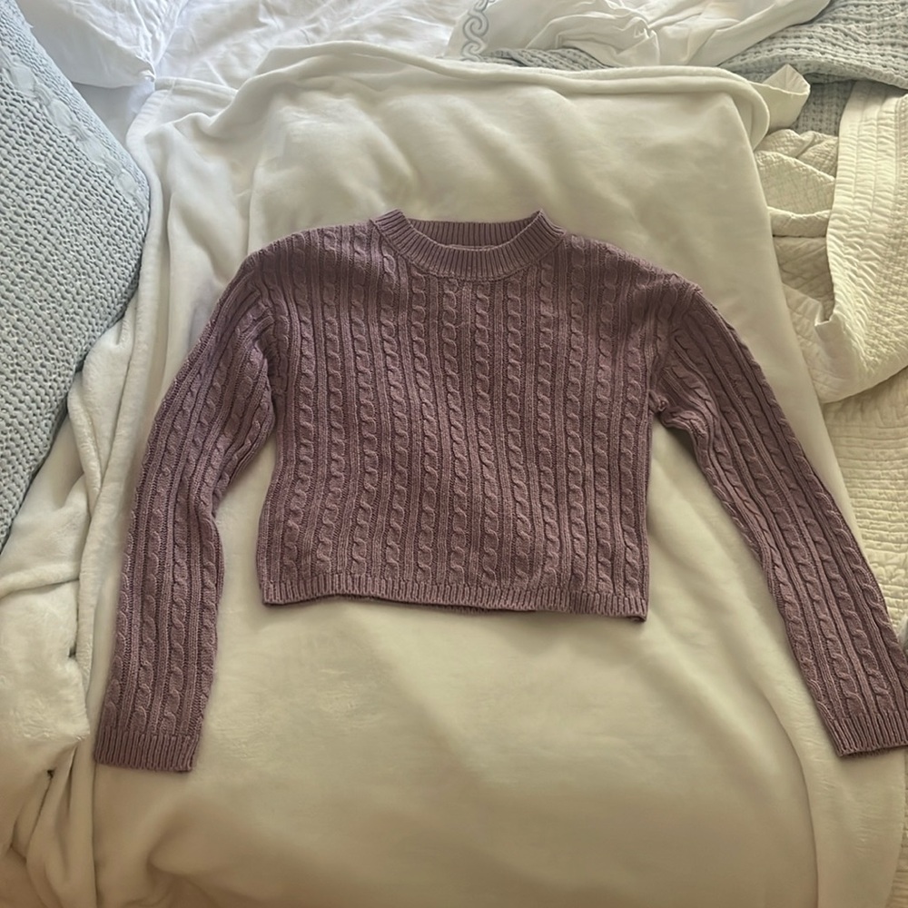 UK2LA Lavender cropped sweater
